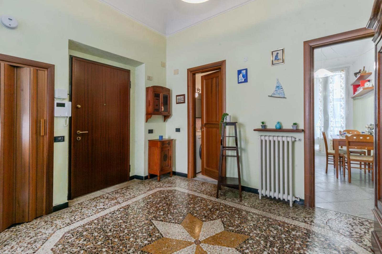 "Ca Niella" Art And Fun 9 Minutes From The Sea Apartment Савона Екстериор снимка